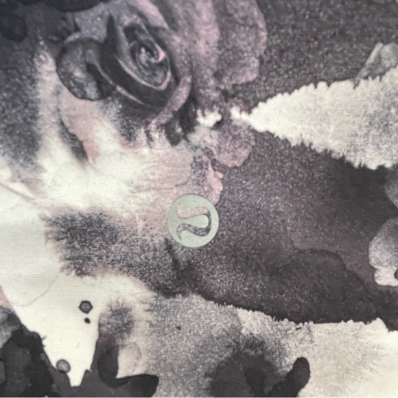 Lululemon leggings - Picture 2 of 3